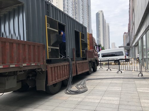 刚察低温环境下，柴油发电机组电池充满电的具体时间受哪些因素影响？